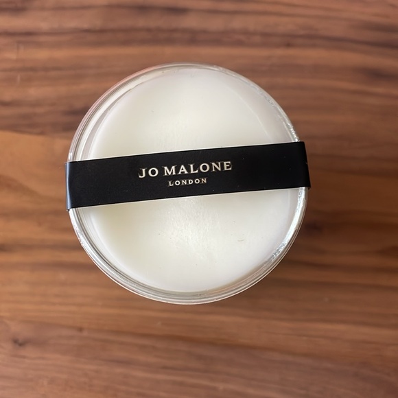 Jo Malone Orange Bitters Scented Candle 2.2 ounces - Picture 2 of 4
